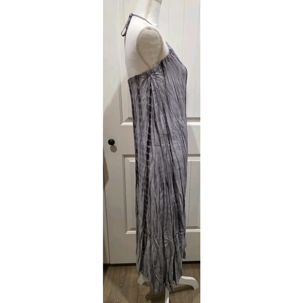 POL Halter Neck Adjustable Tie Dye Midi Dress Size Small NWOT Flowy Keyhole Back